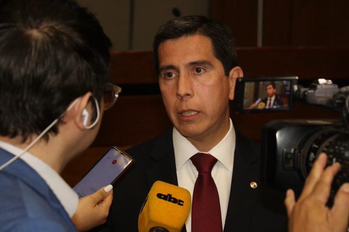 Ministro sobre comunicado de Codehupy: “respeto, pero no la comparto”