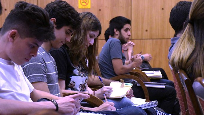 Postulación a becas de posgrado en Canadá tiene plazo hasta el 2 de abril