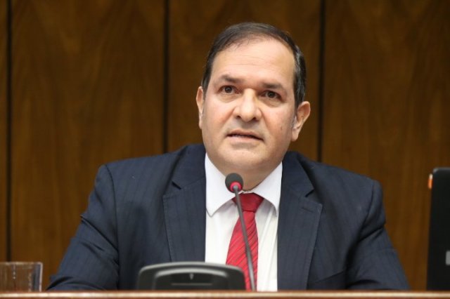 Diputado deslinda responsabilidad sobre denuncias que pesan contra el IPS