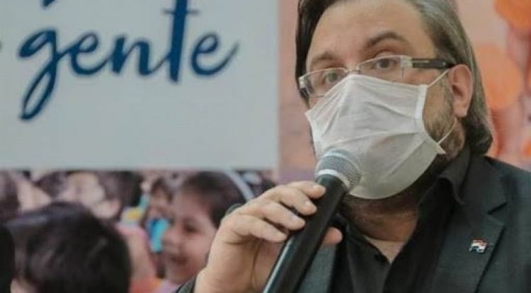 Neumólogo lamenta descrédito hacia la vacuna y pide campaña de inmunización