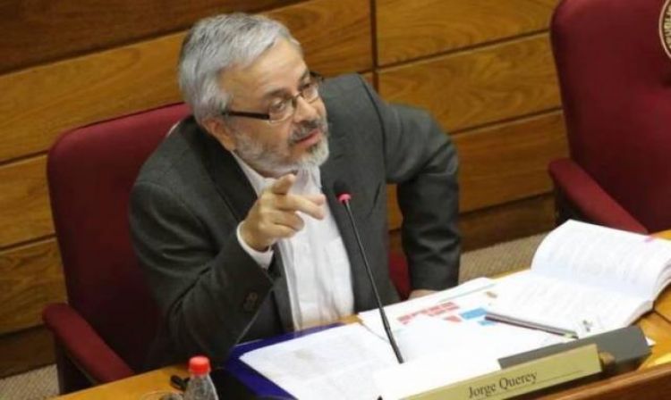Senador Querey: «Yo soy médico y voy a seguir usando tapabocas»