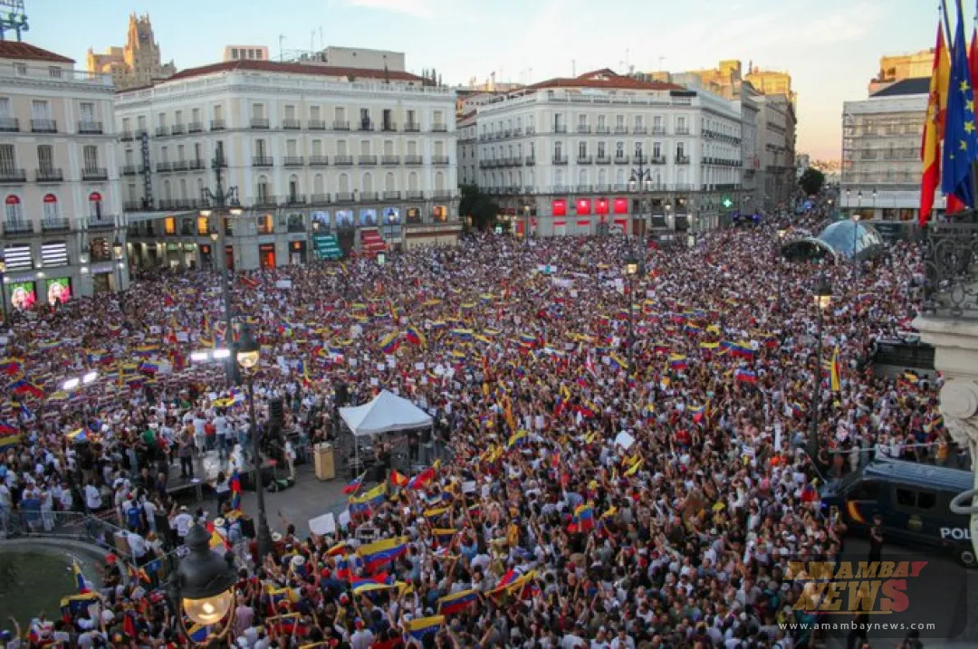 Las protestas contra Maduro congregan a multitudes en todo el mundo
