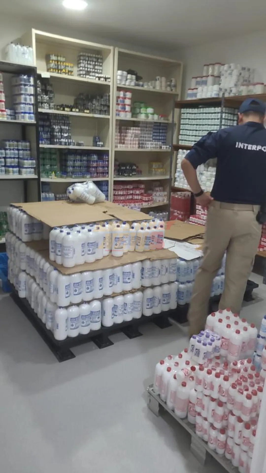 Allanan laboratorio clandestino e incautan gran cantidad de medicamentos falsificados