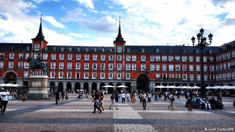 COVID-19: Estados Unidos incluye a España en sus zonas de alto riesgo