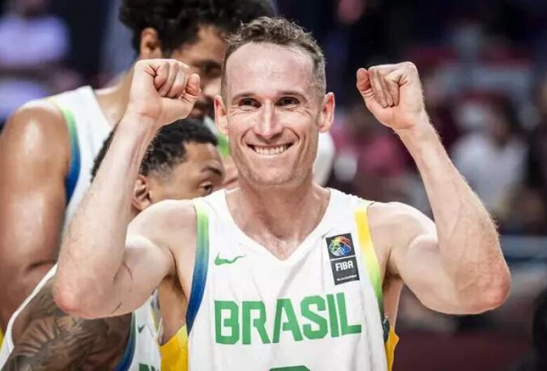 Brasil vence a Letonia y se clasifica a París 2024 en baloncesto