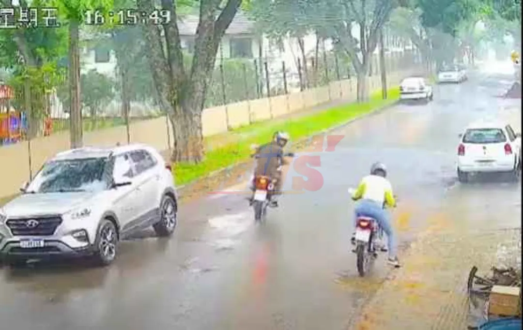 Una pareja de paraguayos robó una moto en Foz; capturaron a la mujer y devolvieron lo robado