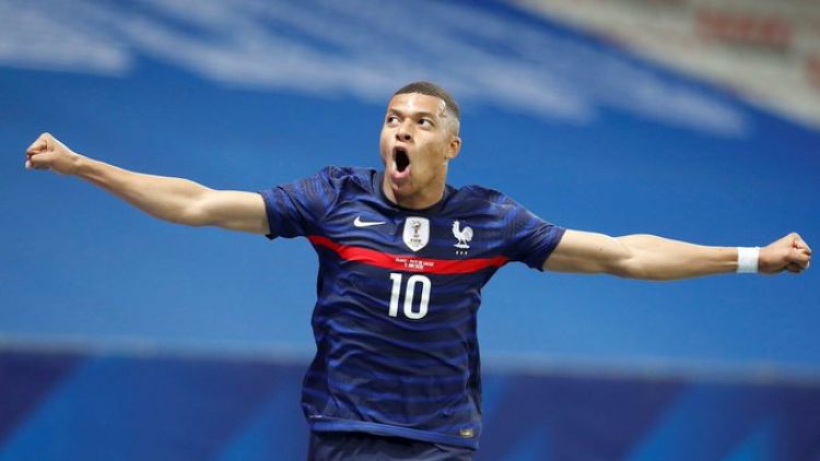 Mbappé y Griezmann eclipsan la vuelta de Benzema