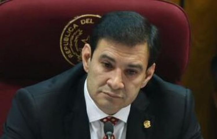 AUDIO: Tenemos ministros y ministras que no meten goles. Tienen la pólvora mojada, afirma Ovelar