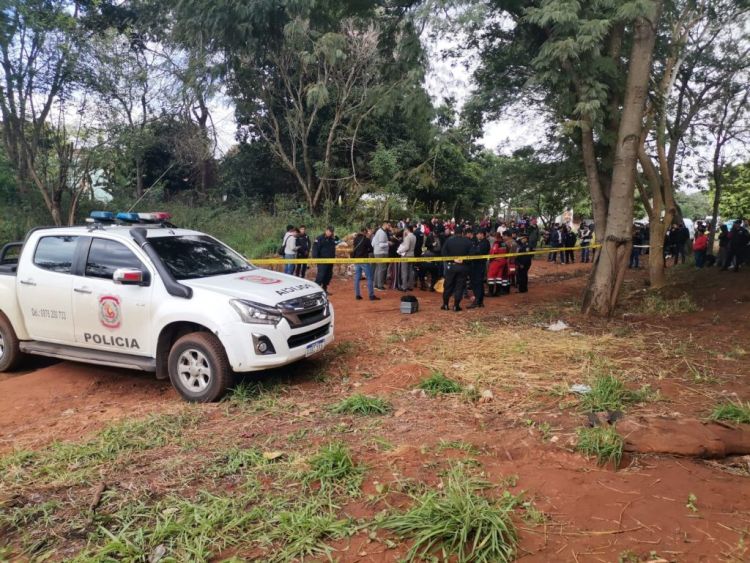 Presunto feminicidio en Ñemby: Una mujer fue asesinada de tres balazos en La Lomita