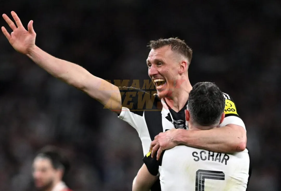 ¡Newcastle levanta su primer título nacional en 70 años!