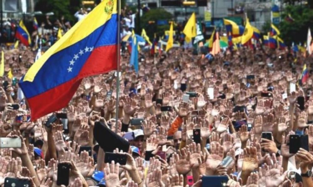 #16N: Miles de venezolanos salen a las calles para marchar contra la dictadura de Maduro