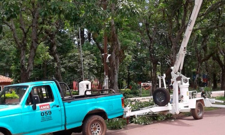 ANDE no se responsabiliza por artefactos que se queman durante un fenómeno natural
