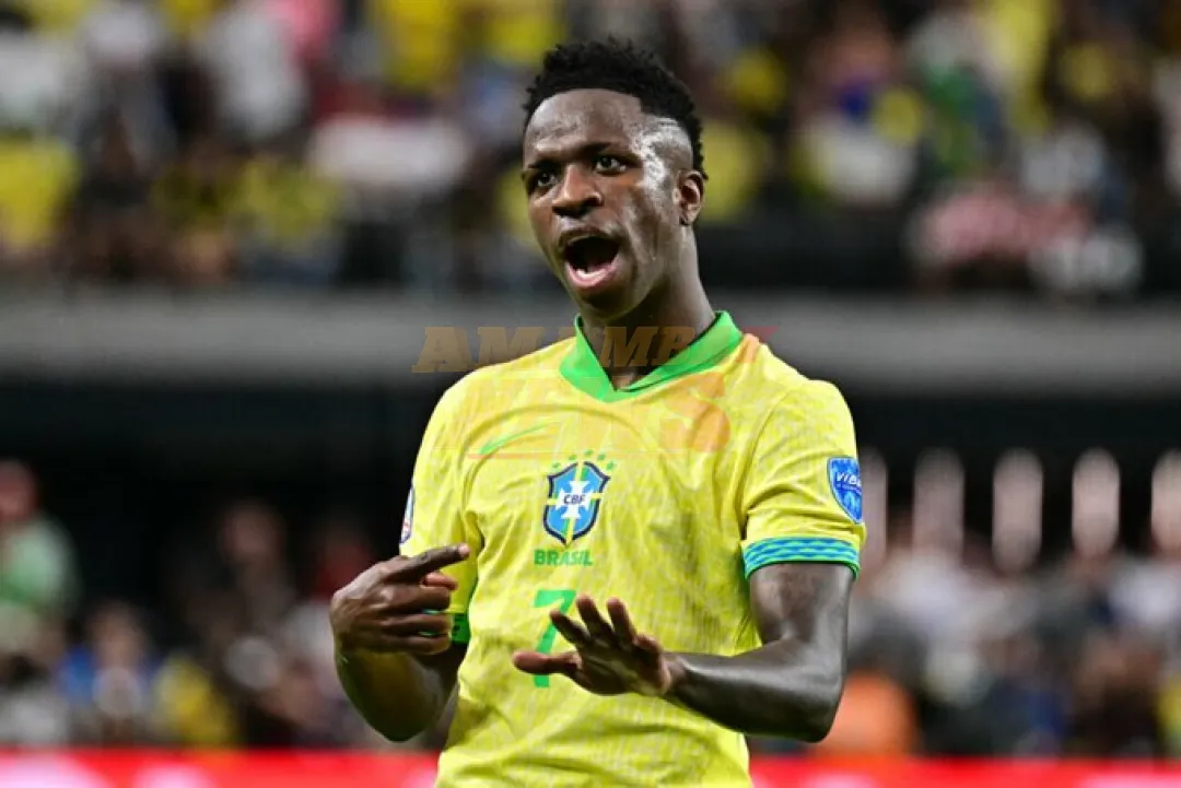 Vinicius vuelve a decepcionar en un Brasil que no convence