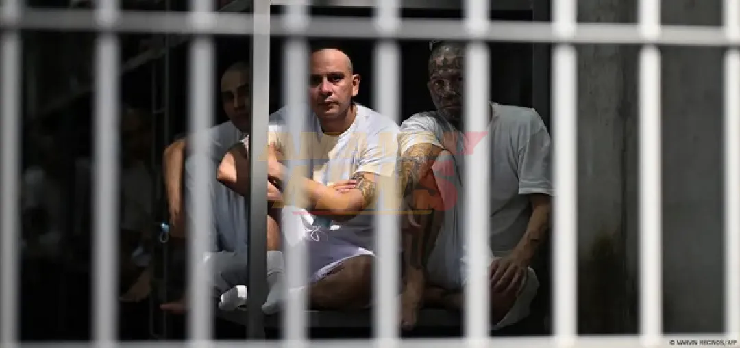 Temor a represalias frena críticas a Bukele en El Salvador