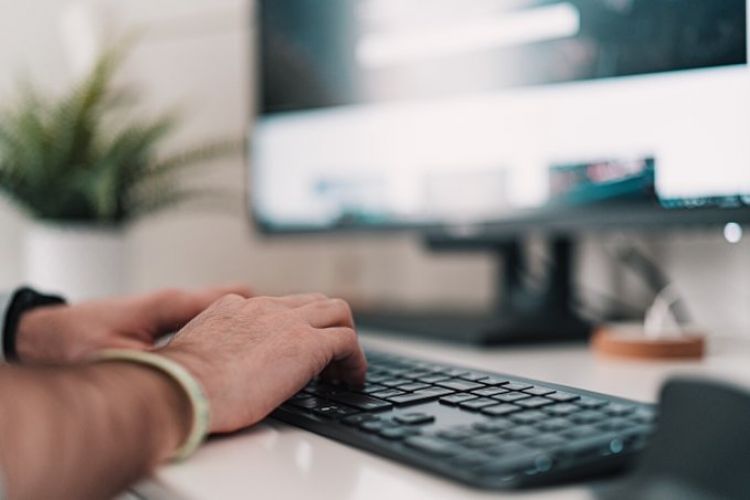 Ley de Teletrabajo: "es completamente ms de polica laboral que otra cosa", dice especialista