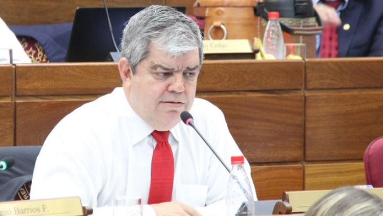 Riera se ausentó al momento en que se iba votar «su acuerdo» y la sesión quedó sin cuórum