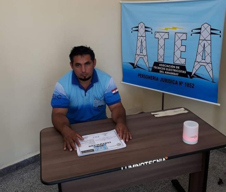 Presidente de electricistas sigue sin aclarar costo de iluminación en el Hospital Regional