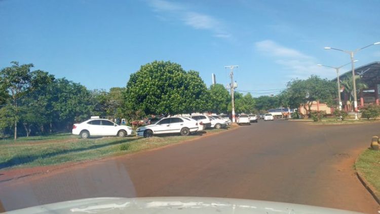Taxistas de Hernandarias se movilizan para pedir mayor seguridad