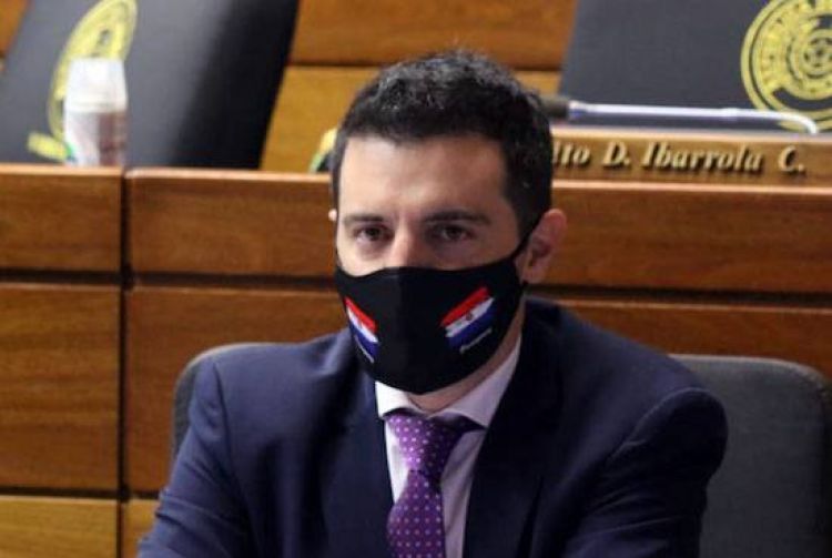 “Es falso que se van a eliminar los giros de dinero”, asegura diputado