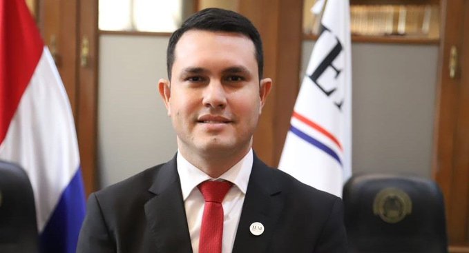 Fiscal recurre a precario plazo otorgado para acusar a Hernán Rivas