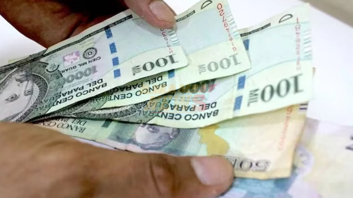 Uniformes, herramientas y faltantes: nada de eso puede descontarse del salario