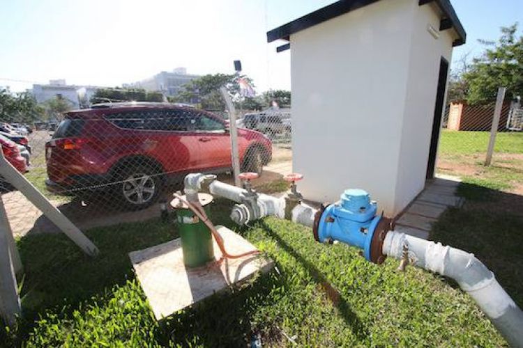 Yacyretá se atribuye pozos que Essap dice haber construido