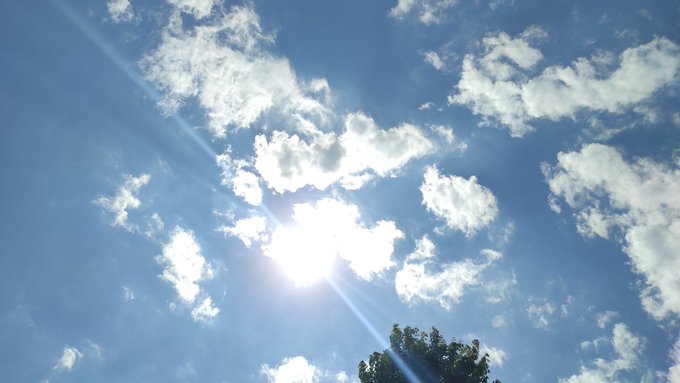 Meteorología anuncia día caluroso y chaparrones para hoy
