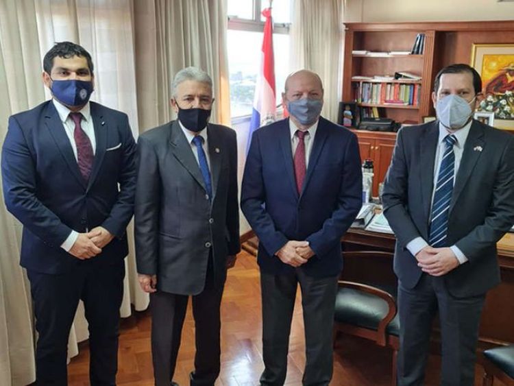 Nuevos directivos de la AMJP se reunieron con titular de la CSJ