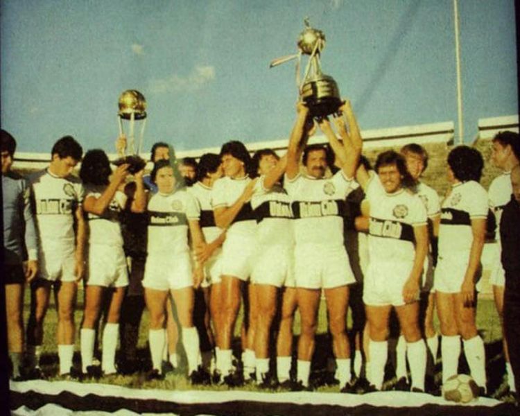 Hace 42 años Olimpia se consagraba como campeón del mundo