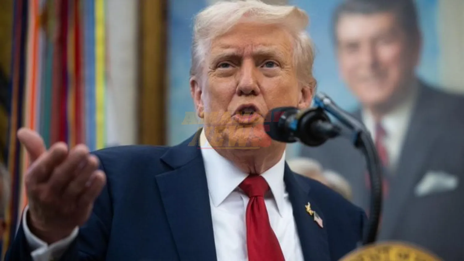 Casa Blanca anuncia que Trump firmará esta noche el proyecto de ley para poner fin al cierre de gobierno