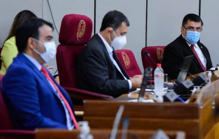 Hacienda presentó al Congreso «Adenda por G. 128.000 millones para el PGN 2022»