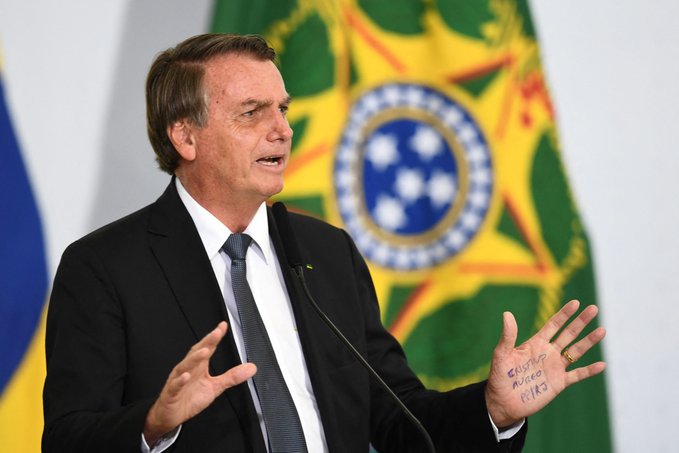 Corte brasileña puede apartar hoy a Bolsonaro de las próximas elecciones