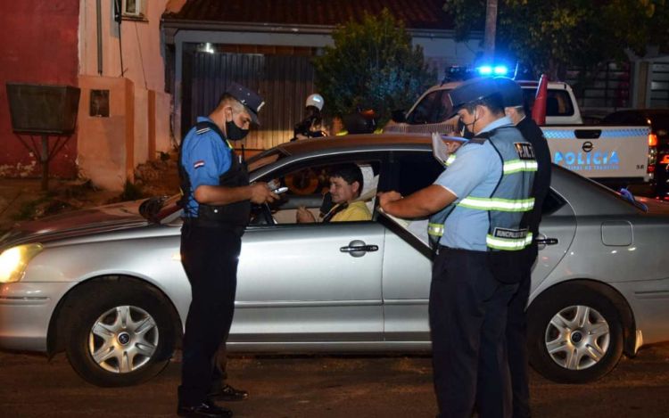 Denuncian "apriete" policial cuando iban de urgencia al Ineram