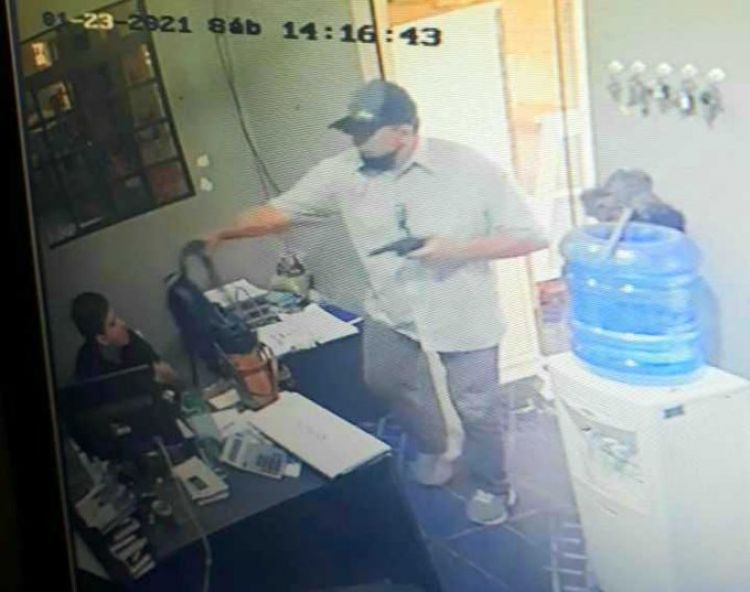 Asaltan distribuidora de bebidas y se llevan recaudación del día