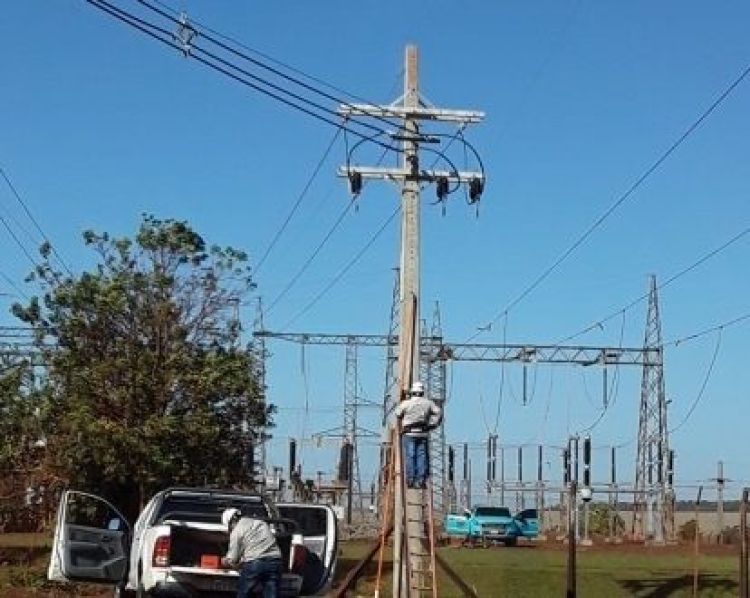 ANDE prevé instalar este año 7.000 nuevos transformadores