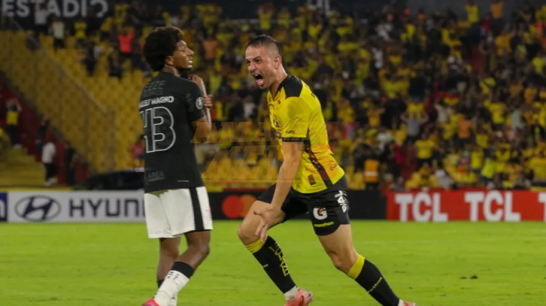 Barcelona golea a Corinthians y pone un pie en fase de grupos de la Copa Libertadores