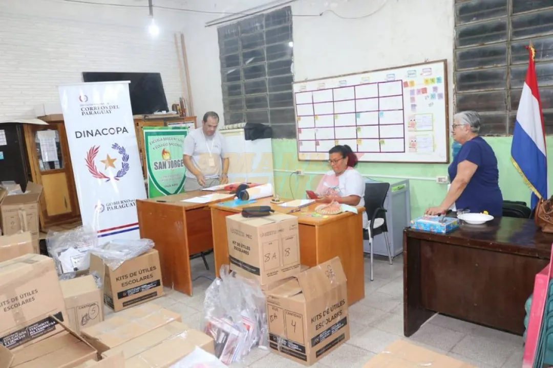 Correo Paraguayo inició entrega de kits escolares en Presidente Hayes