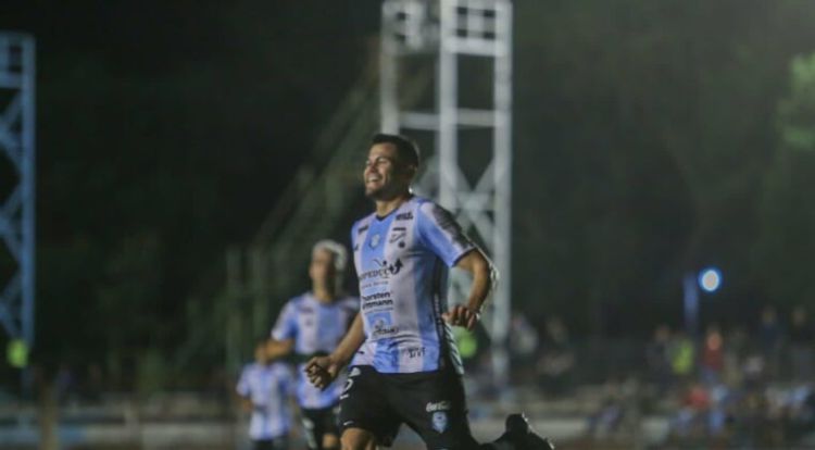 Guaireña se impone con solvencia ante Ameliano