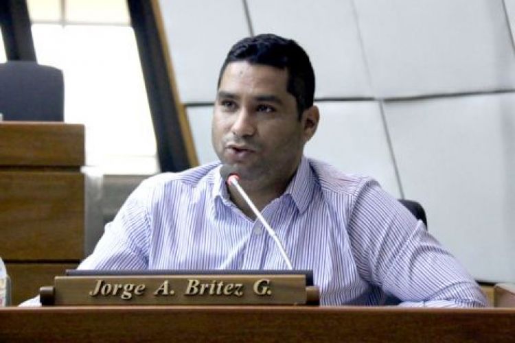 Diputado Jorge Brítez pide destitución de Sequera