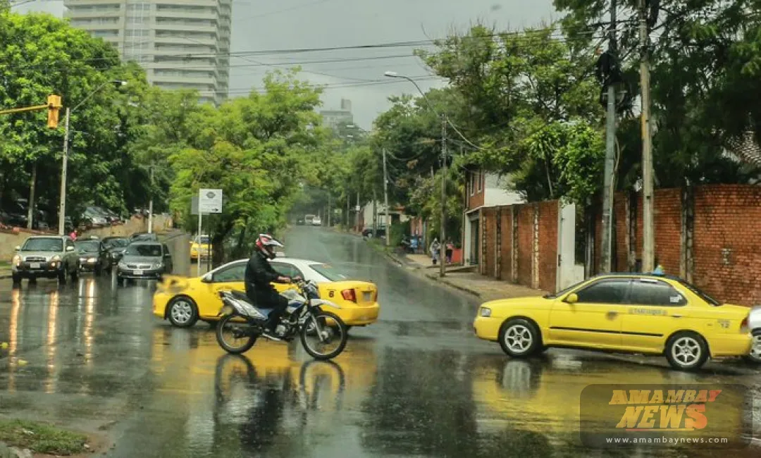 Anuncian día fresco con lluvias y tormentas eléctricas