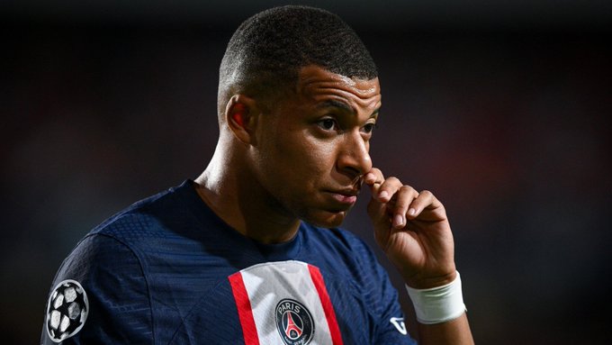 El PSG pidió en julio 400 millones por Mbappé y vetó la vía Real Madrid