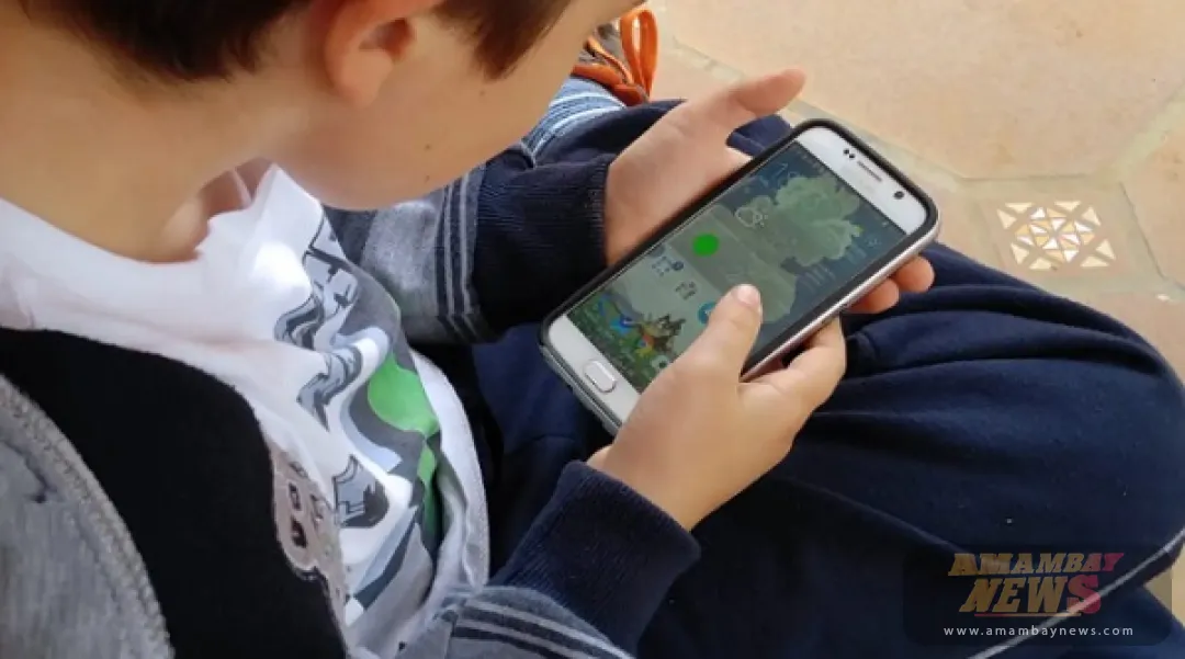 La paradoja digital: Niños sobreprotegidos en la vida real, pero abandonados en el ciberespacio