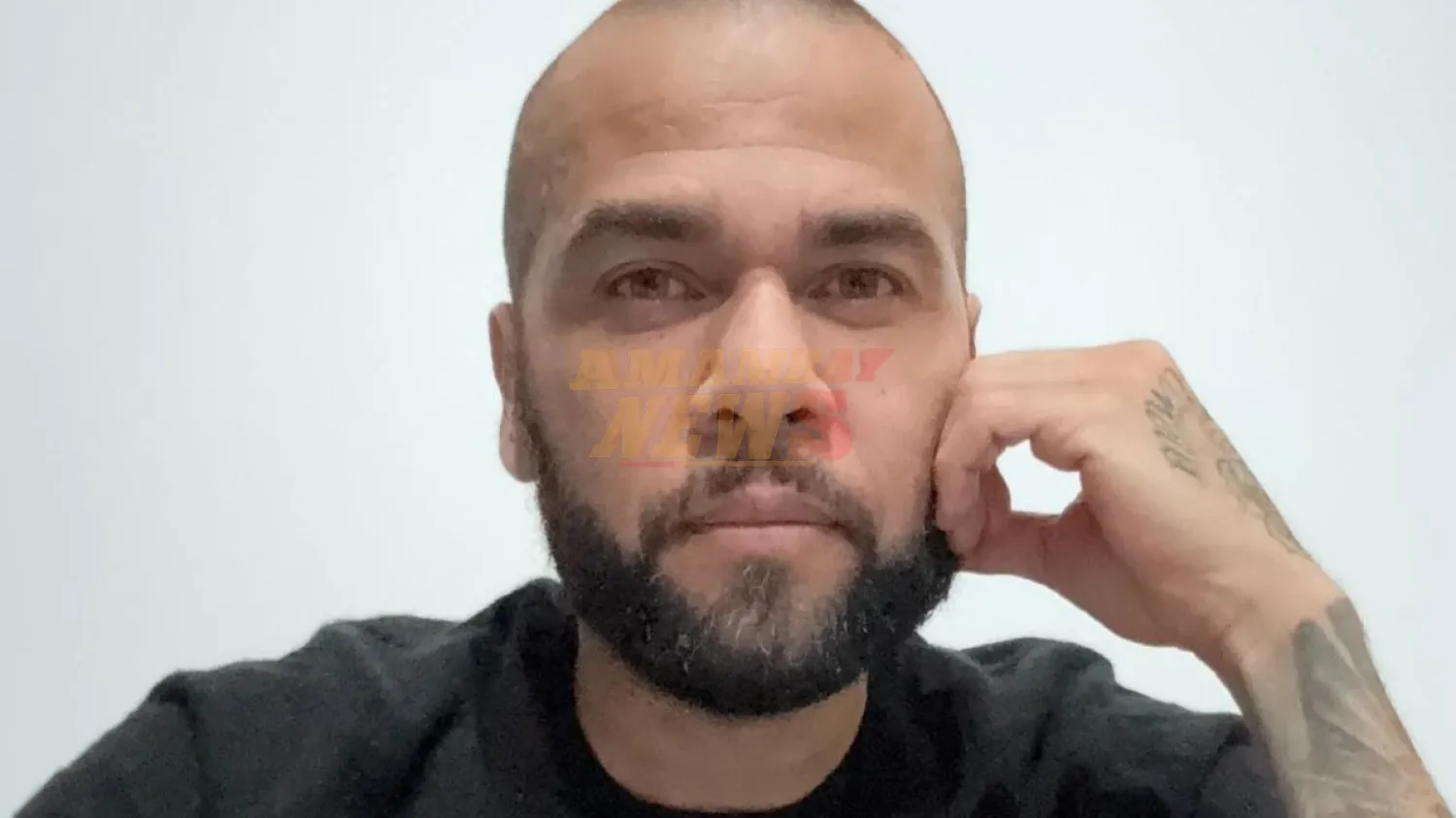Dani Alves invierte en un club portugués de tercera división y estudia la opción de regresar como jugador