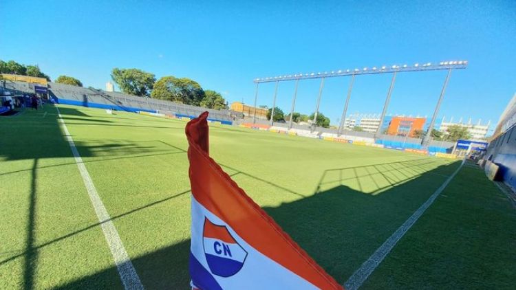 Nacional ante 12 de Octubre, caras opuestas en la Visera