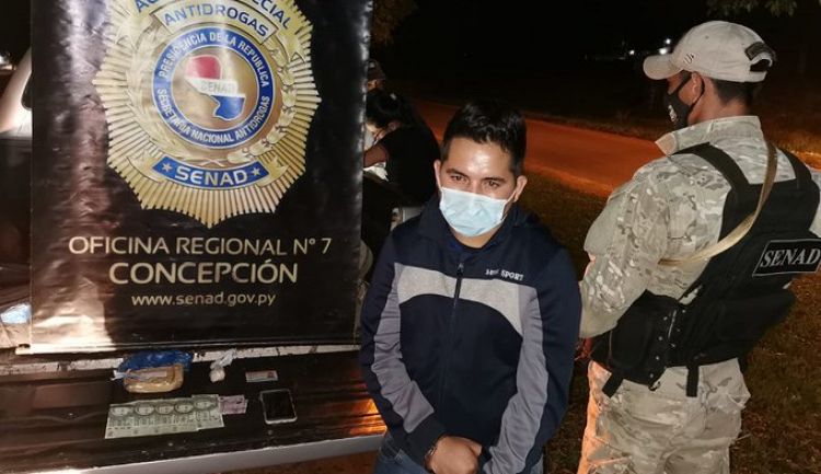 Detienen a pasajero que viajaba con más de dos mil dosis de crack