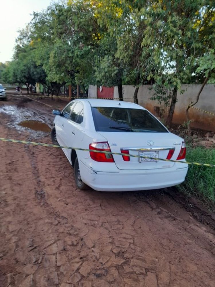 Bandidos olvidan casi USD 5.000 que acababan de robar de un comerciante en CDE