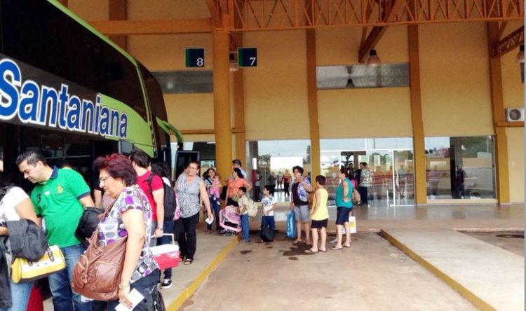 Sin servicio de buses de mediana y larga distancia los fines de semana