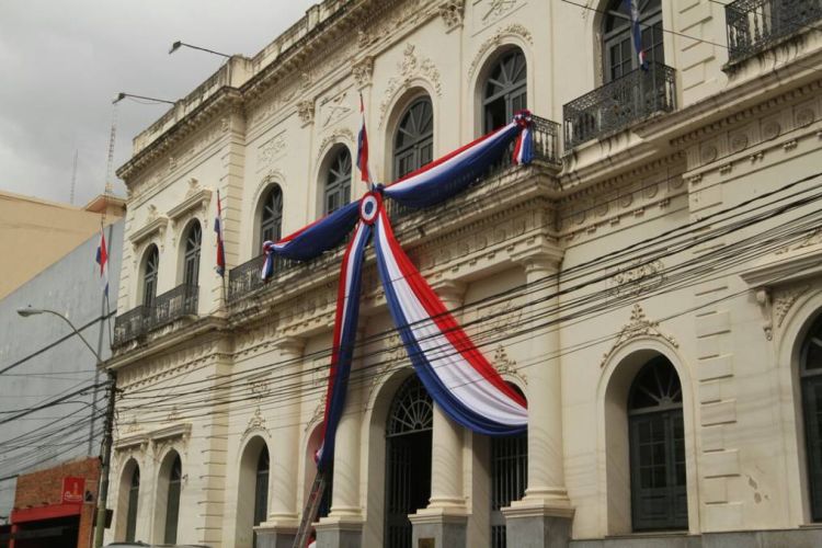 “Prácticamente, Paraguay se queda sin carrera diplomática”, sostienen sobre modificación de ley