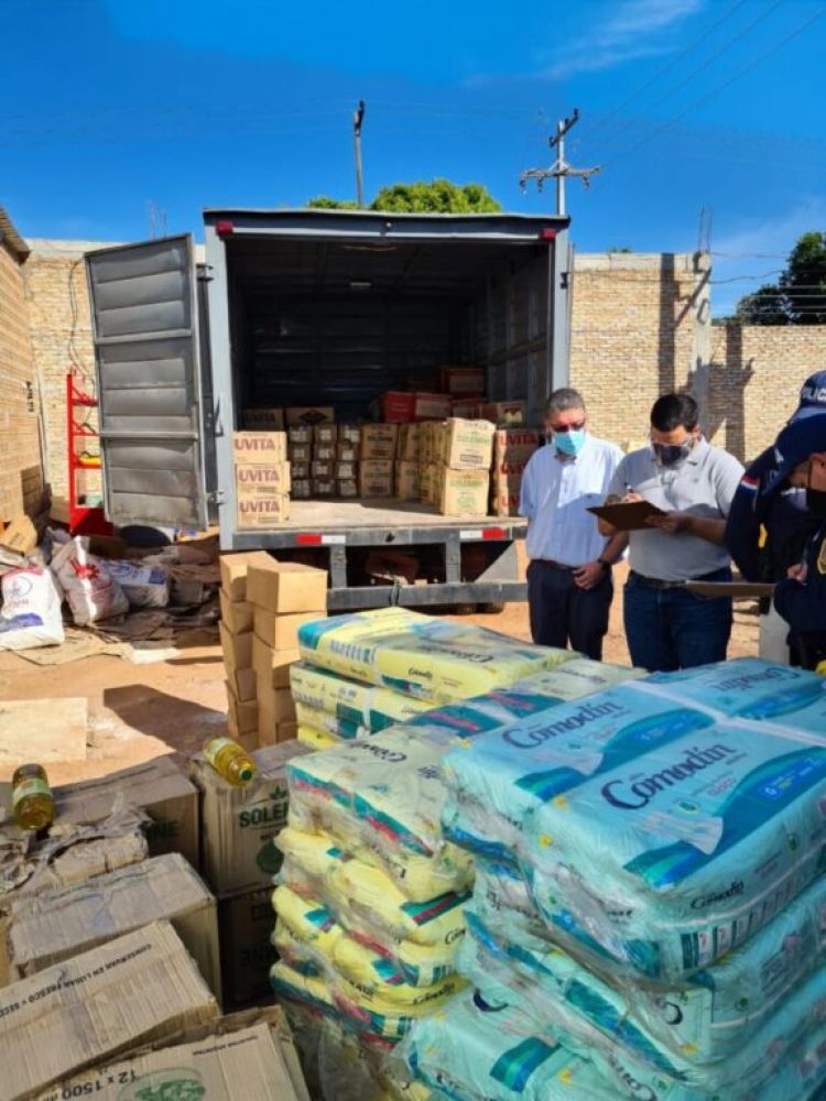 Incautan productos que habrían ingresado al país de contrabando