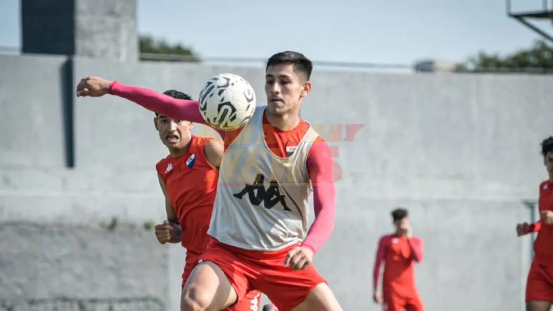 Nacional apunta a volver a contar con Gustavo Aguilar